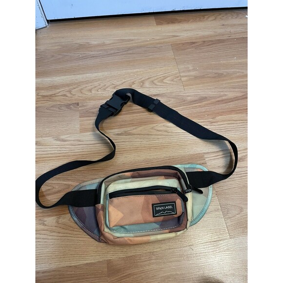 BRKN LABEL Water Resistant Fanny Pack Two Zip Compartments Secret Pocket - Picture 1 of 6